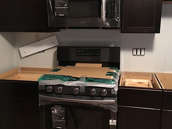4th image of 4714 Riverwalk Dr