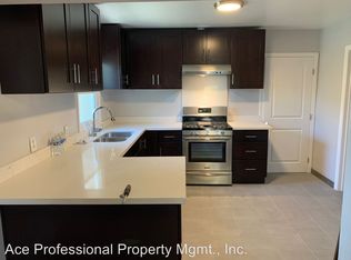 1802 W 2nd St, Santa Ana, CA 92703