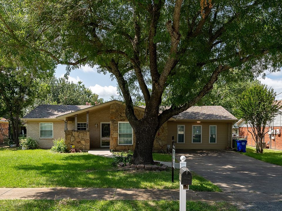 1st image of 11704 Red Bud Dr