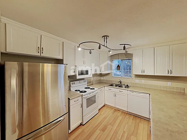 4261 Choke Cherry Ave — Photo 3