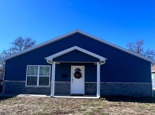 1302 S Osteopathy Ave, Kirksville, MO 63501