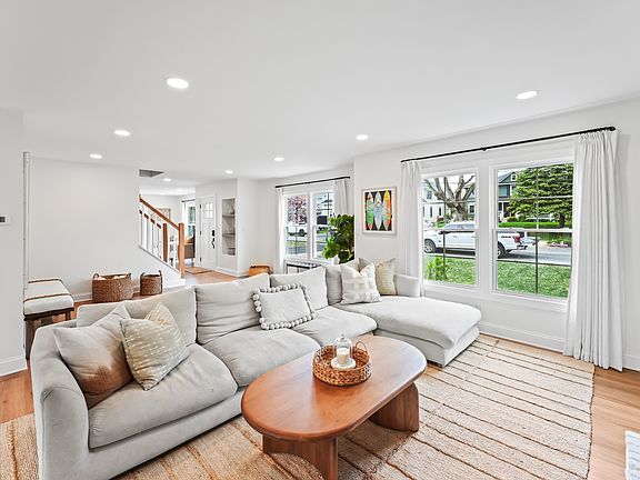5th image of 2156 Terrace Pl