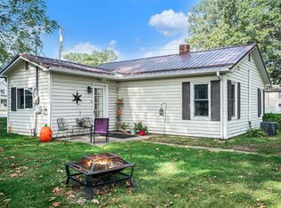 2502 Oriole Ln, Warsaw, IN 46580