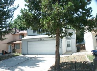1215 Meadow St, Longmont, CO 80501
