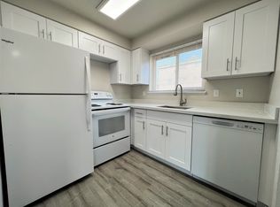 2405 NW 67th St UNIT 101, Seattle, WA 98117