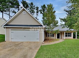 303 Cole Creek Dr, Dallas, GA 30157