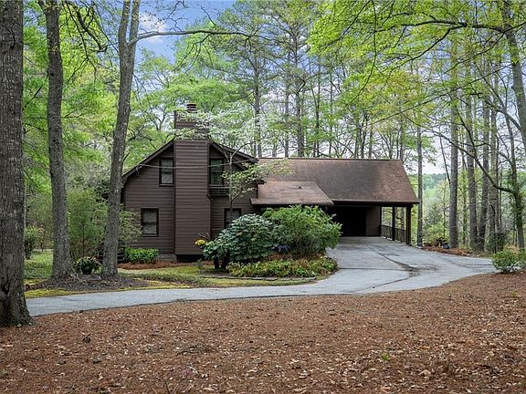 5th image of 3121 Bonds Lake Rd NW