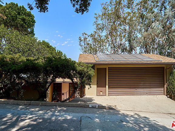 2nd image of 1622 Poppy Peak Dr