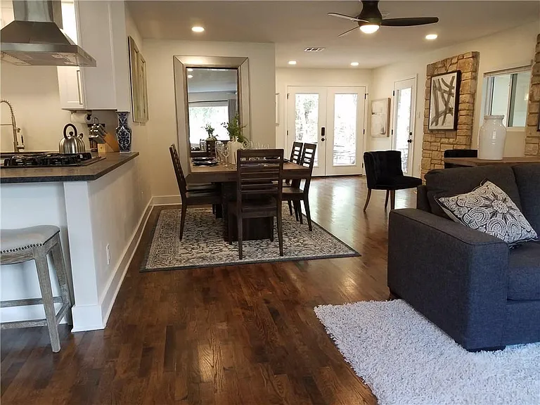 5405 Hudson St — Photo 13