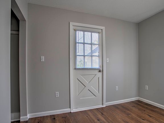 4th image of 518 Harrison St