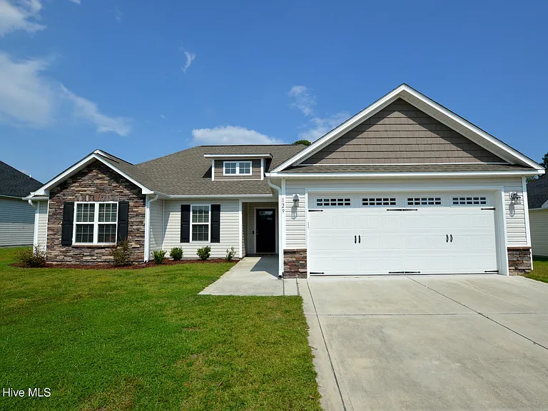 129 Regatta Way — Photo 1