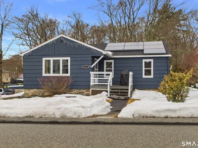 10 First Street, North Grosvenordale, CT, 06255