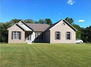138 Cody Ln, New Castle, PA 16102