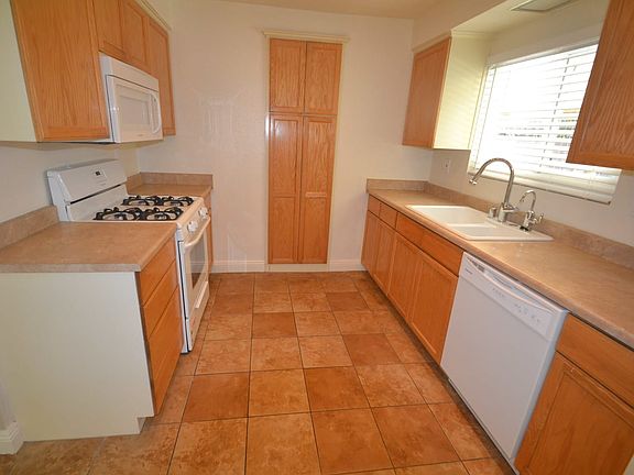 5th image of 23826 Adamsboro Dr