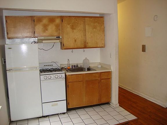 3rd image of 246 Bradhurst Ave APT 7