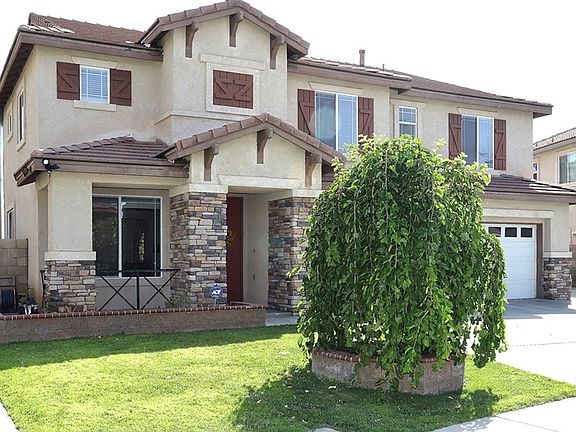 2nd image of 3644 Parkridge Ln