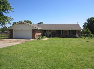 607 Greenwood Ave, Mannford, OK 74044