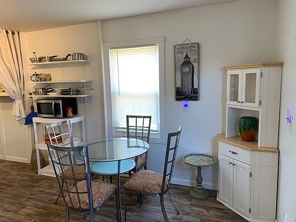 5th image of 173 Indianhead Dr
