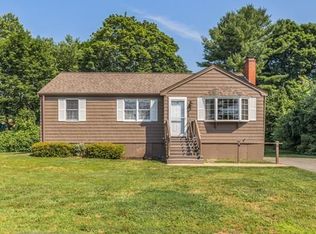 27 Carroll Rd, Woburn, MA 01801