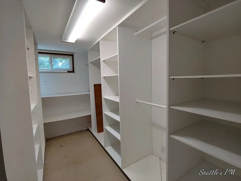 7510 34th Ave SW — Photo 11