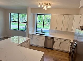 5800 Coach House Cir APT B, Boca Raton, FL 33486