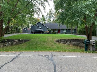 435 Heritage Dr, Milford, MI 48381
