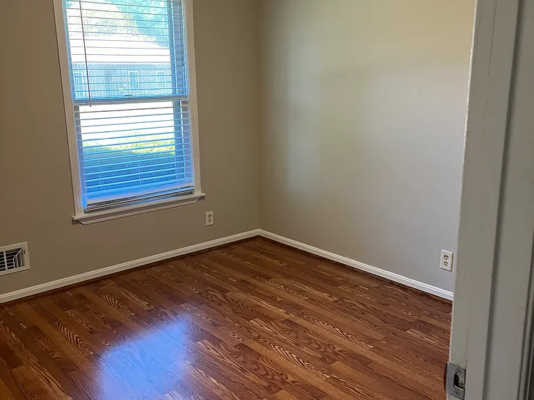 1115 Meadowridge Trl — Photo 25