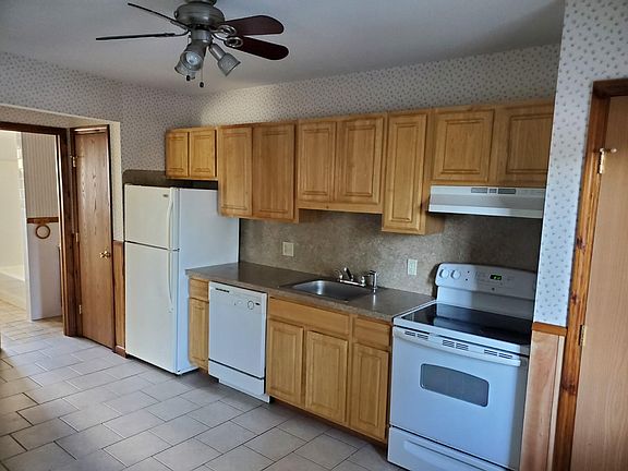 4th image of 300 Forest Ln #803