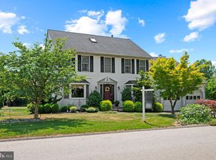 307 S Shaffer Dr, New Freedom, PA 17349