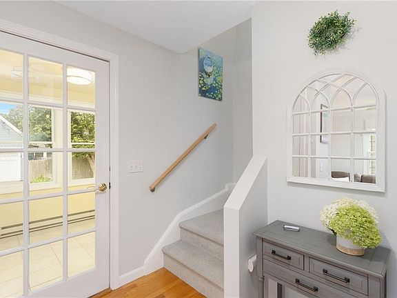 5th image of 28 Wilbur Ave