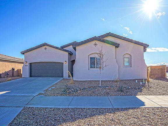 Front Exterior - Katherine II La Cuentista II