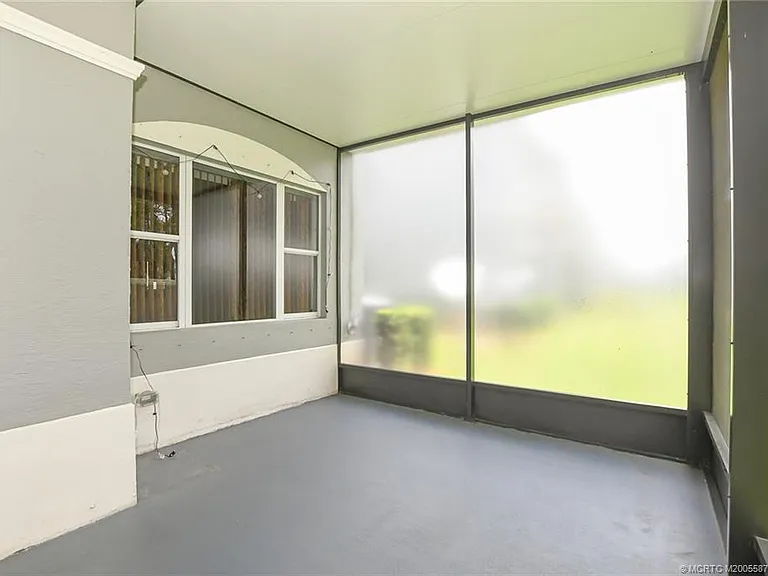 2206 SW Cape Cod Dr — Photo 22