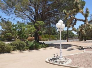 15861 Lime St, Hesperia, CA 92345