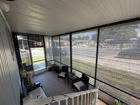 4th image of 8808 Shoreham Rd