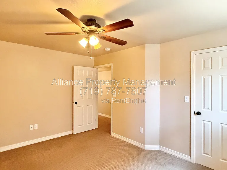 1755 Smoke Ridge Dr — Photo 37