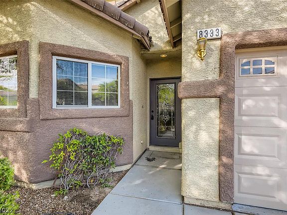 3rd image of 8333 Winterchase Pl