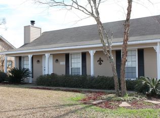 17428 Newnan Dr, Baton Rouge, LA 70817