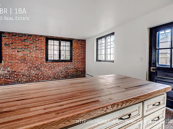 4th image of 1439 N Detroit St #6