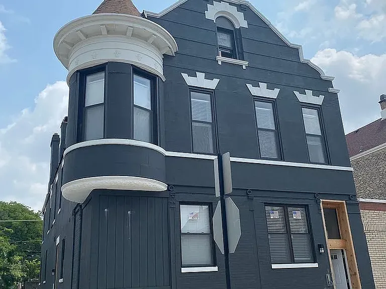 2401 S Homan Ave #2F — Photo 1