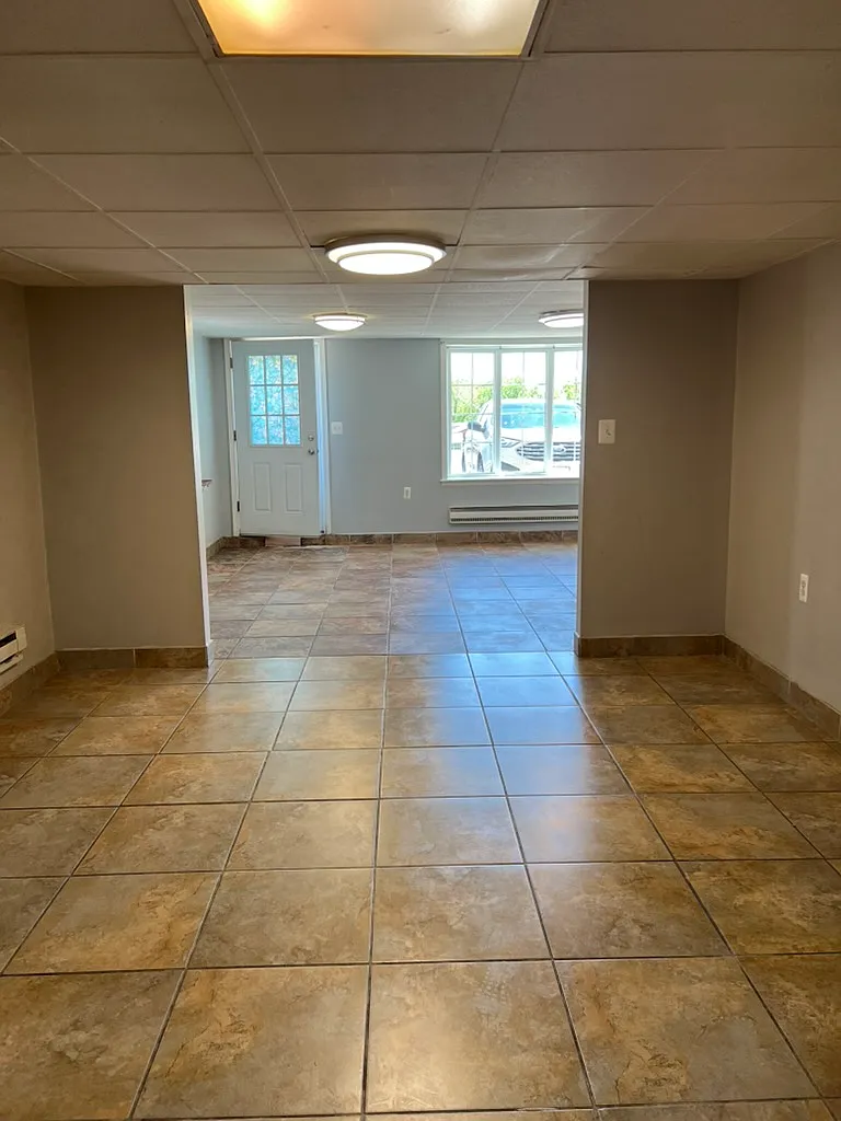 2 bed, $1,150 — Photo 1