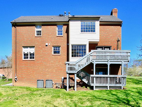 4th image of 5036 Woodmont Dr