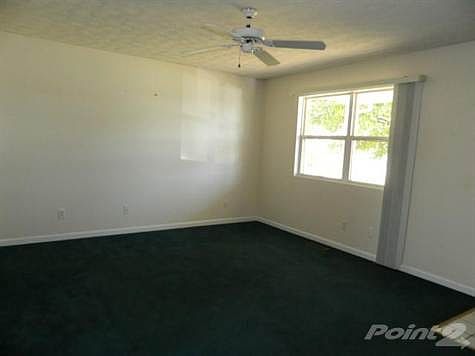 2nd image of 1634 Highview Cir