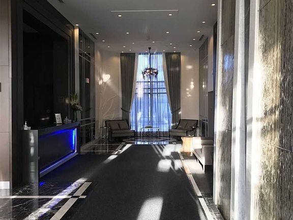 2nd image of 7608 Yonge St #208