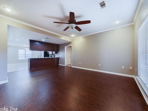 4th image of 68 Blair Dr