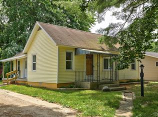 237 Cherry St, Vassar, MI 48768