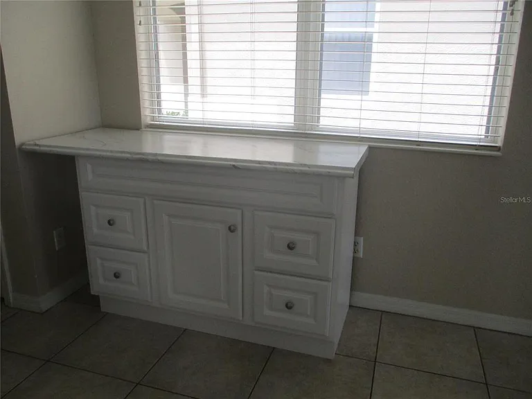 840 King Leon Way — Photo 10