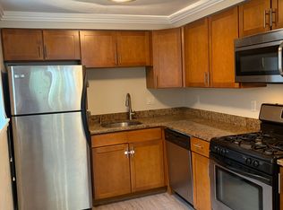 1660 Steele St APT 102, Denver, CO 80206
