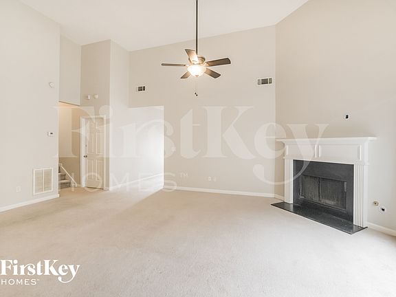 4th image of 4564 Glider Cir