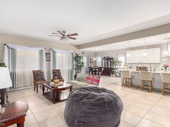 3rd image of 1544 Point Vista Ave