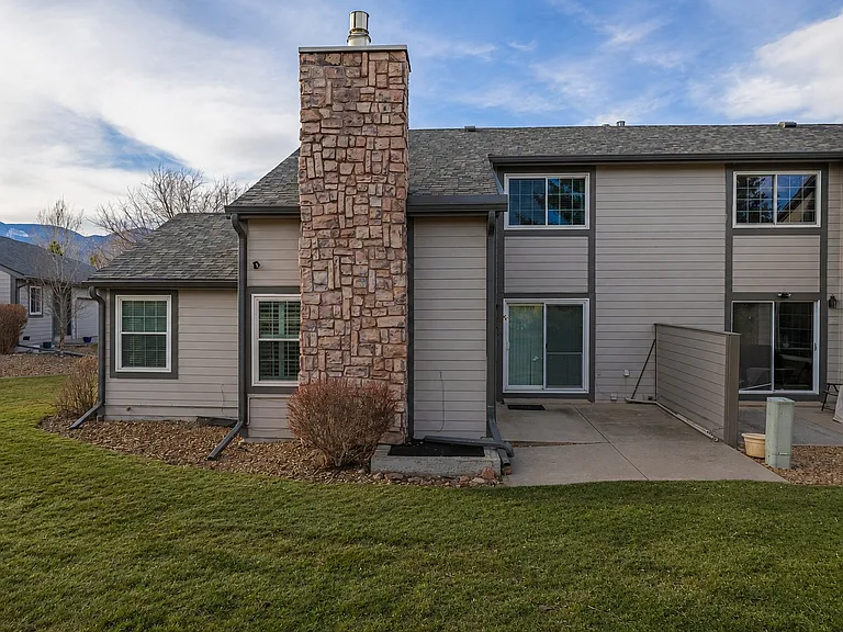 108 Cobblestone Dr — Photo 20